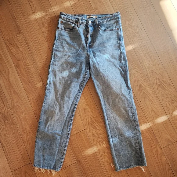 Levis Big E Jeans - Picture 1 of 12